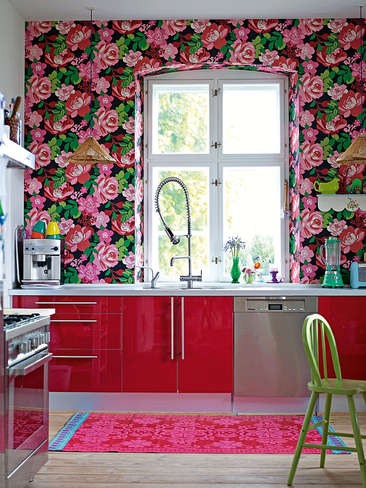 Pink Flower Wallpaper With Themed Tile Murals Kitchen - Kitchen Wallpaper Flowers - HD Wallpaper 