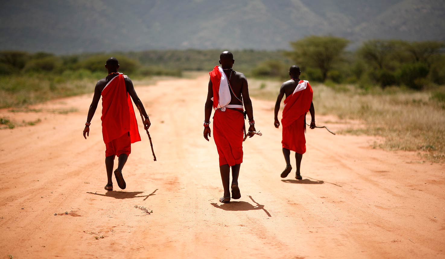 Local Inhabinants In Kenya - Beautiful Picture Of Kenya - HD Wallpaper 