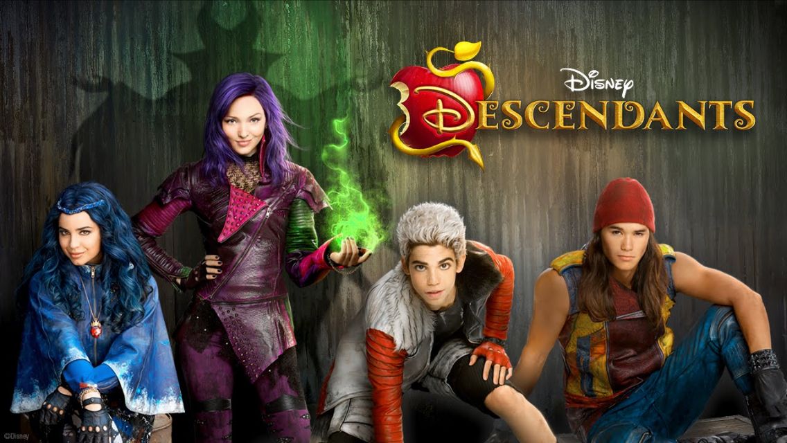 Descendents Disney - HD Wallpaper 