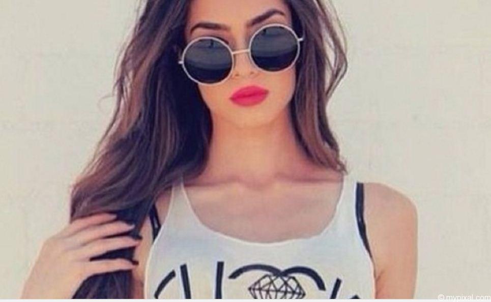 Girls Attitude Dp For Whatsapp - Fashionable Stylish Goggles For Girl - HD Wallpaper 