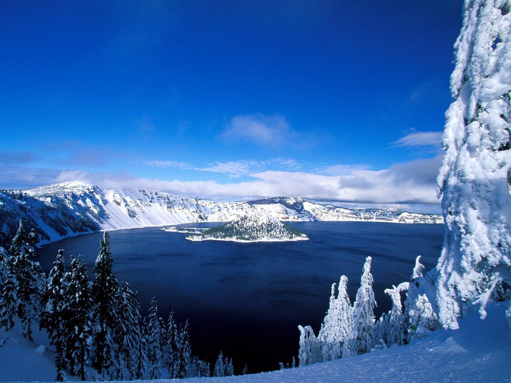 Frozen Lake Mountains - HD Wallpaper 