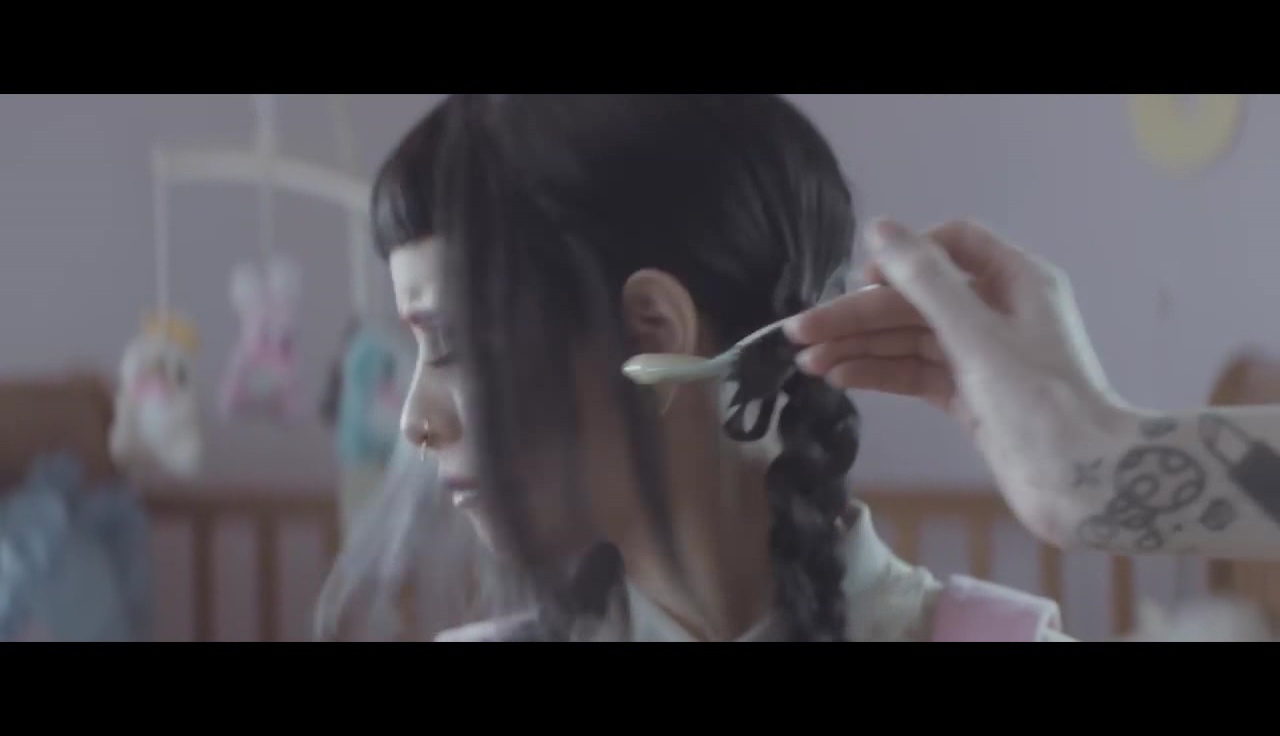 Cry Baby {music Video} - Girl - HD Wallpaper 