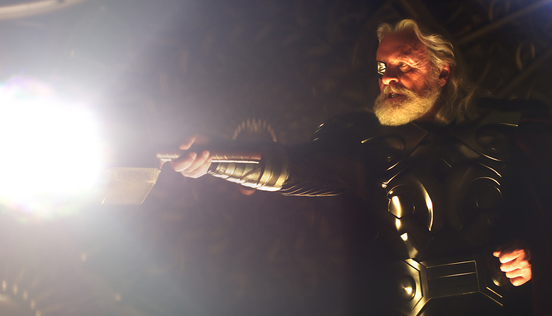 Odin Takes Thors Hammer - HD Wallpaper 