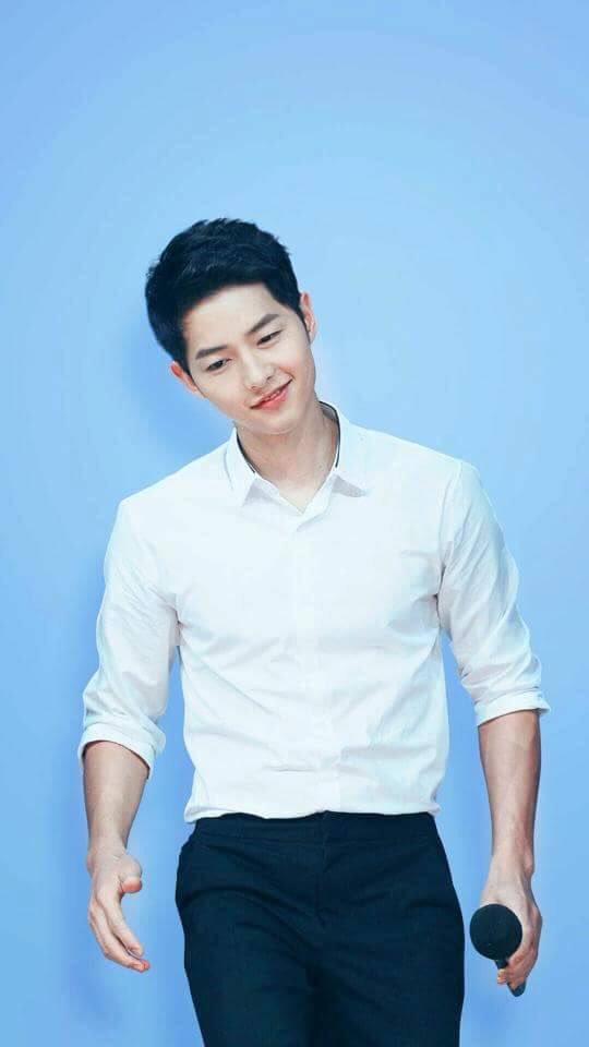 Song Joong Ki In White - HD Wallpaper 