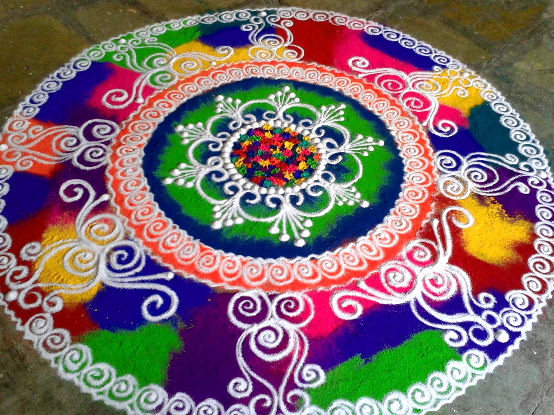 Diwali Rangoli 2016 Hd Wallpaper - Diwali Rangoli Images Hd - HD Wallpaper 