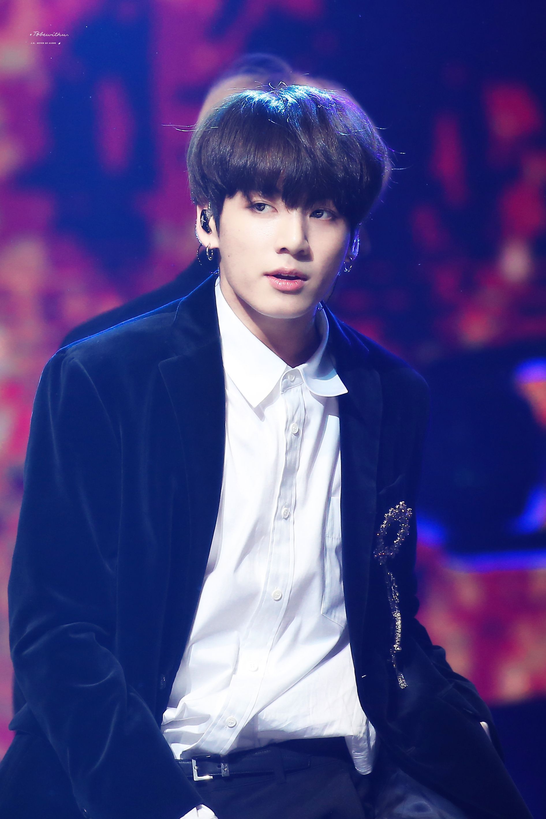 Bts Wallpaper Jung Kook Live - HD Wallpaper 