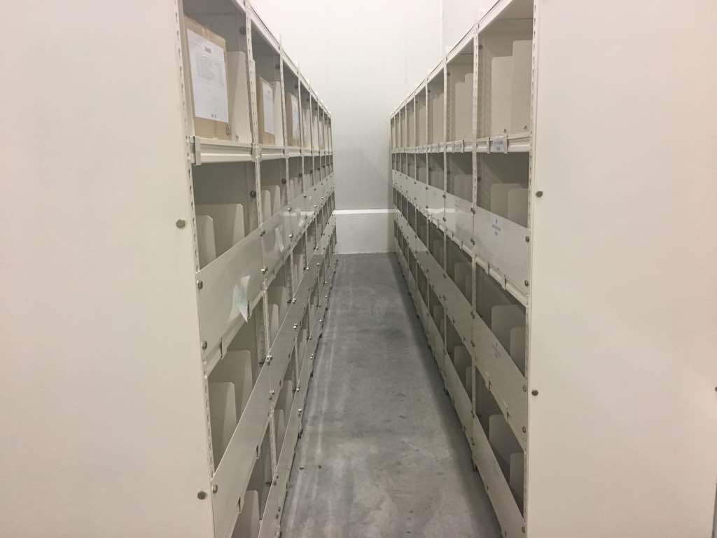 Shelf - HD Wallpaper 