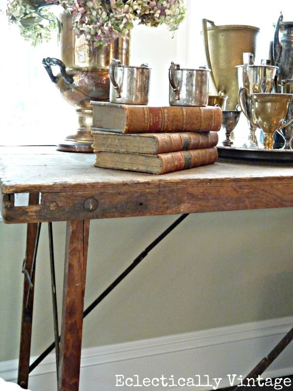 Antique Wallpaper Table - HD Wallpaper 
