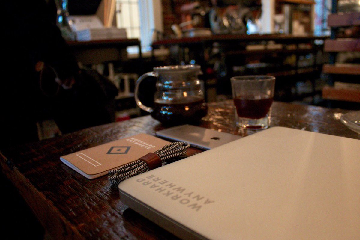 Table - HD Wallpaper 