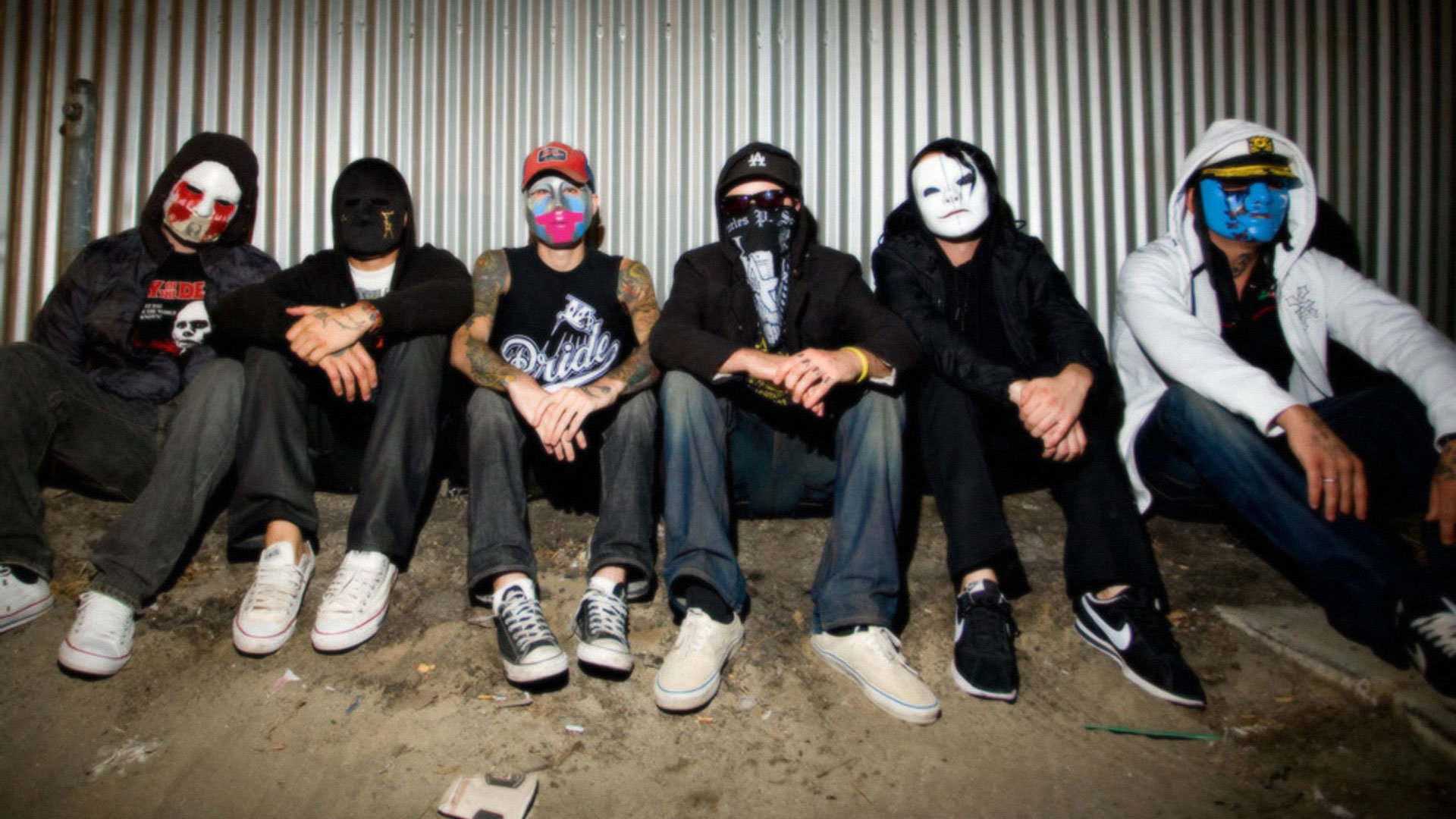 Free Download Hollywood Undead Wallpaper Id - Hollywood Undead 2011 - HD Wallpaper 