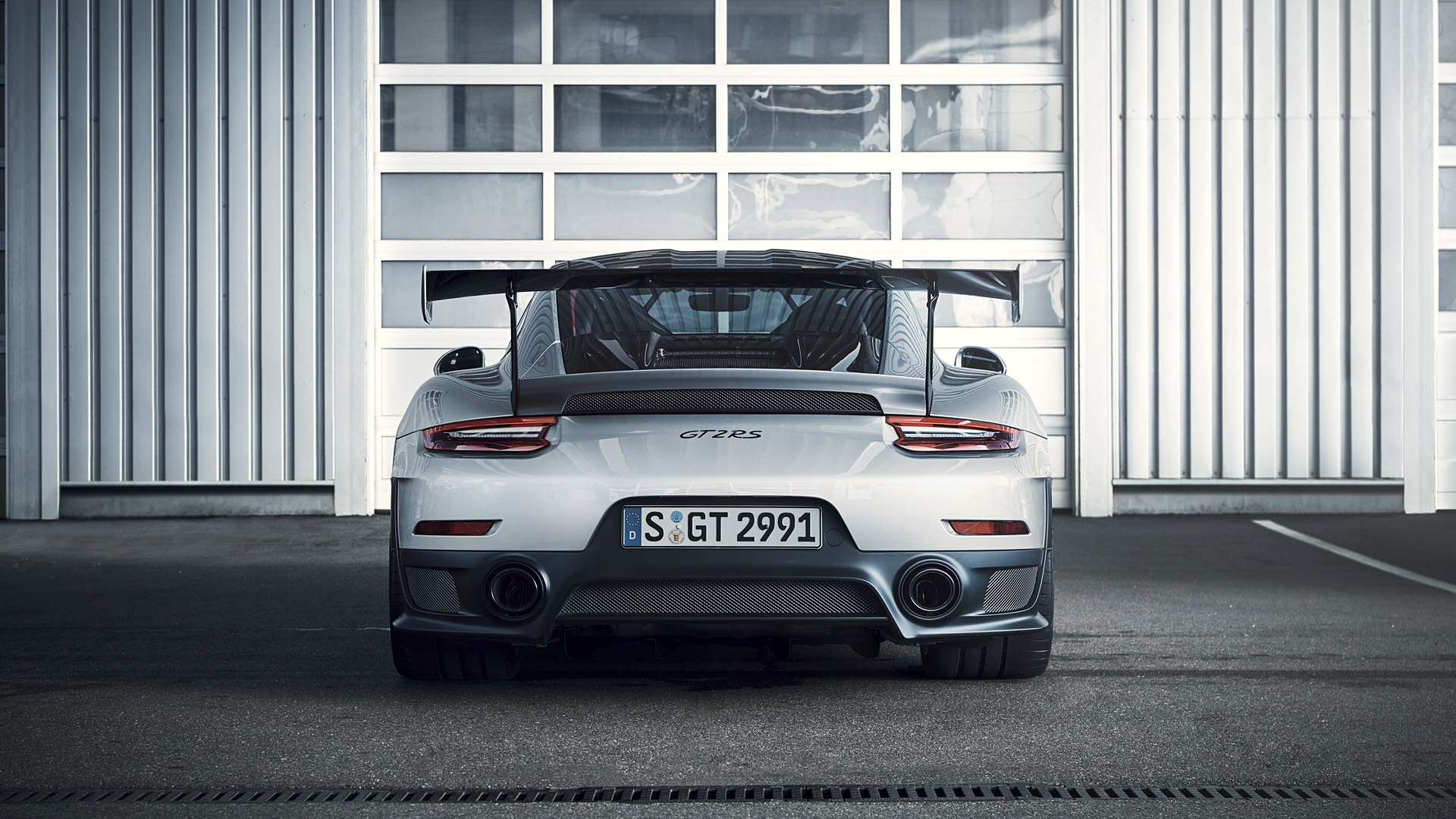 Porsche 911 Gt2 Rs Back - HD Wallpaper 