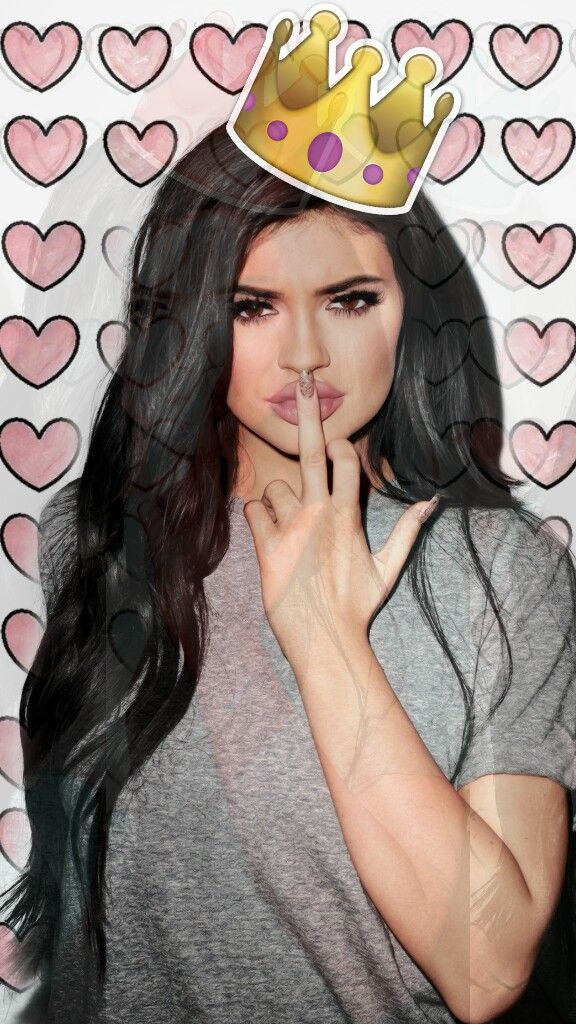 Kylie Jenner - HD Wallpaper 