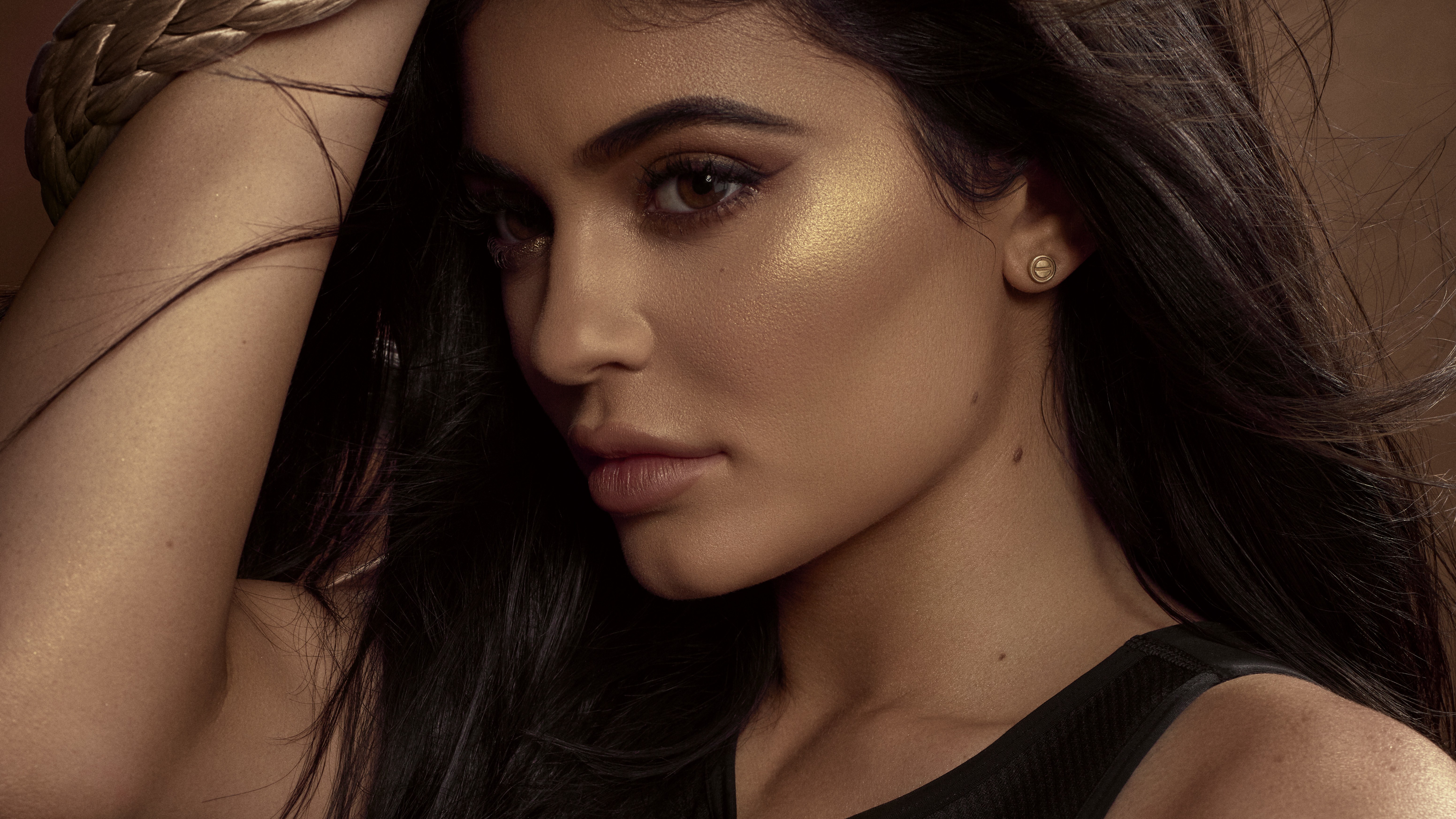 Kylie Jenner Puma Photoshoot - HD Wallpaper 