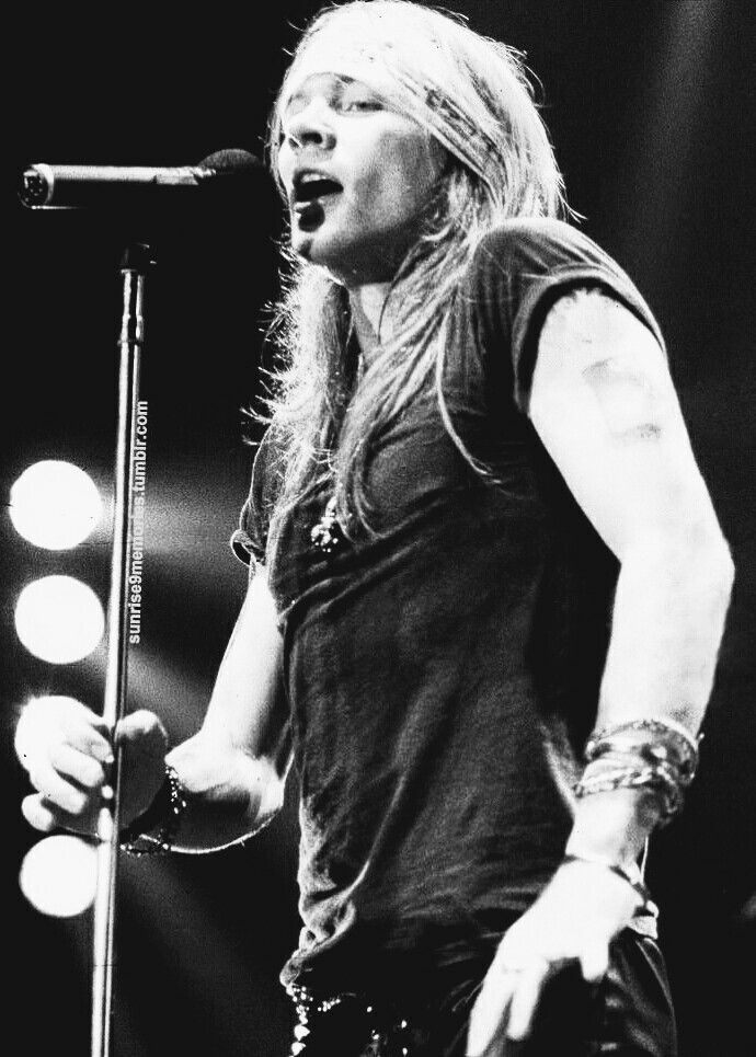 Axl Rose The Best - HD Wallpaper 