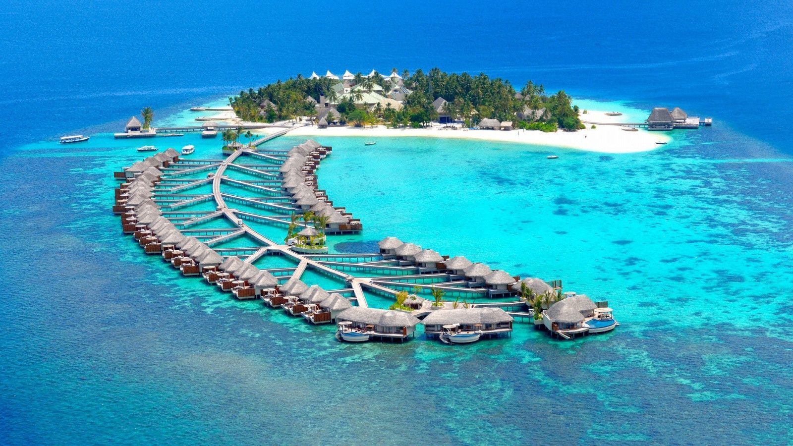 Tropical Island Maldives Wallpaper - Beautiful Scenes In Maldives - HD Wallpaper 