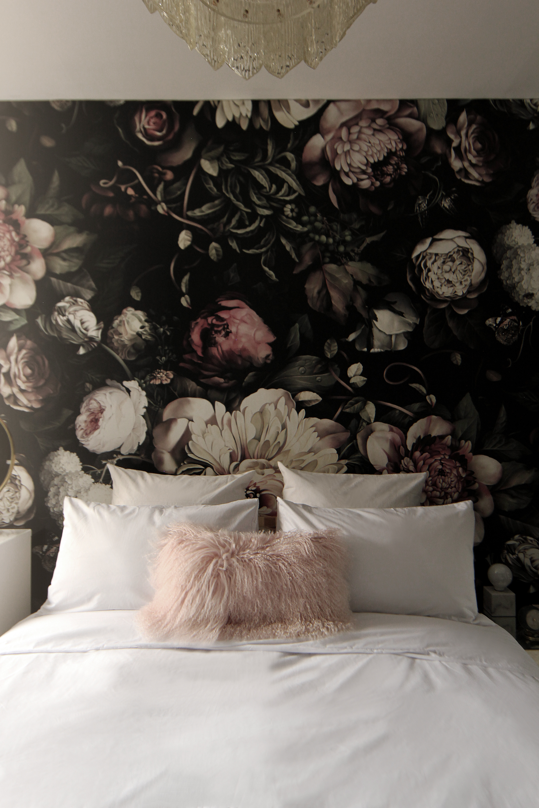 Preciously Me Blog - Dark Floral Wallpaper Bedroom - HD Wallpaper 
