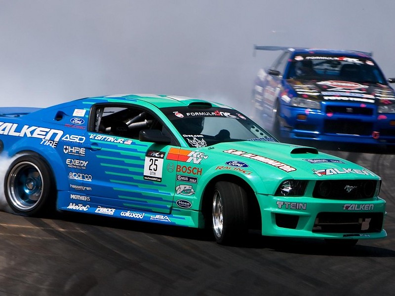 Falcon Mustang Drift Car Wallpaper - Ford Shelby Gt500 Drift - HD Wallpaper 