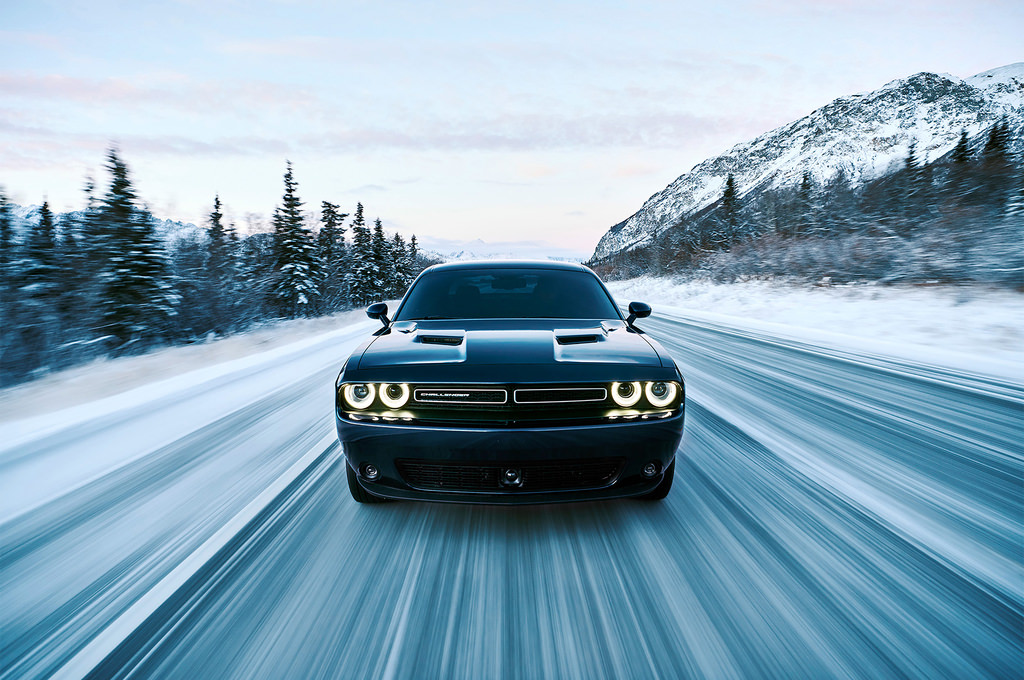 2018 Dodge Challenger Snow - HD Wallpaper 