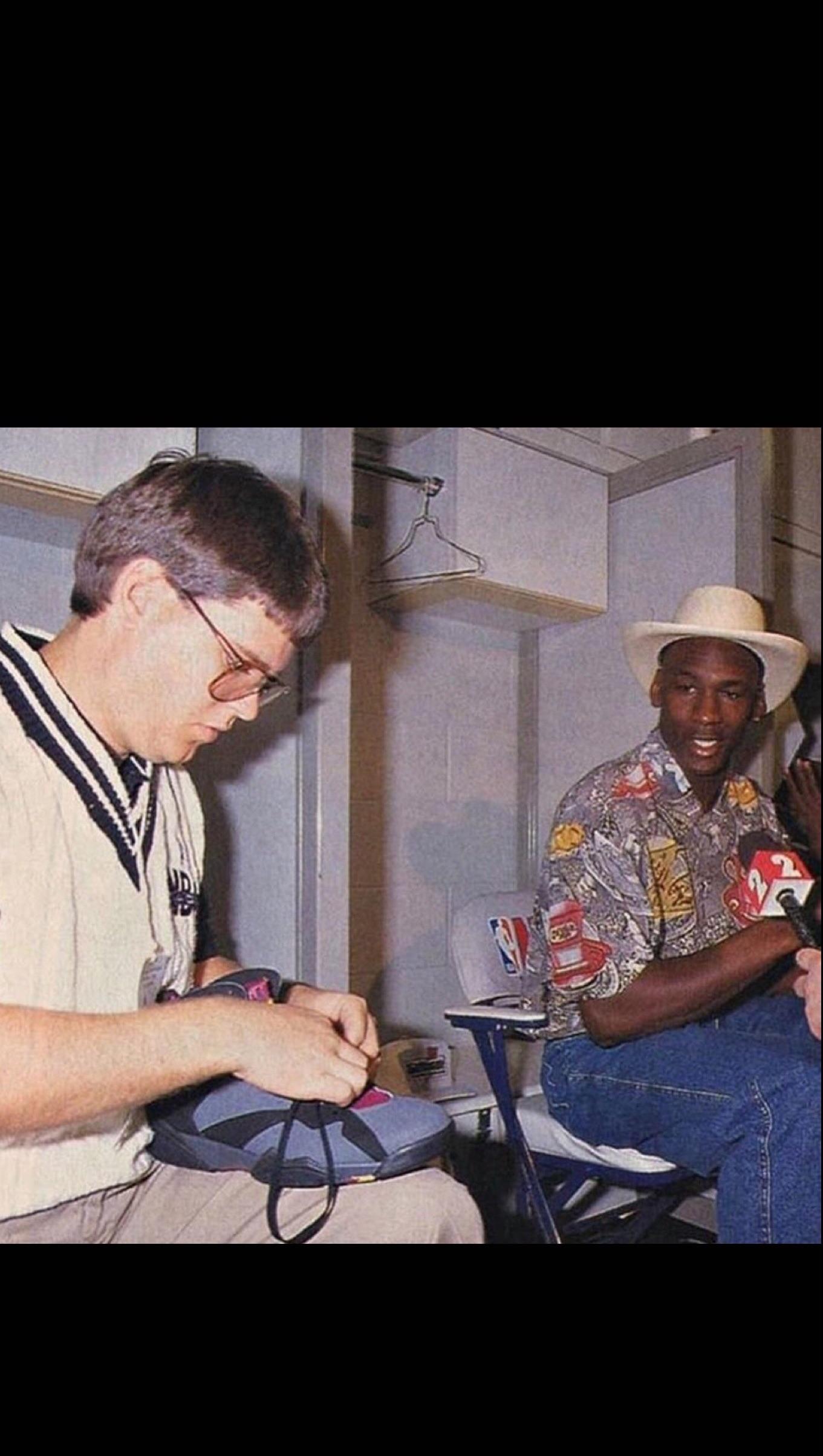 Sneakerhead Wallpaper Hd - HD Wallpaper 