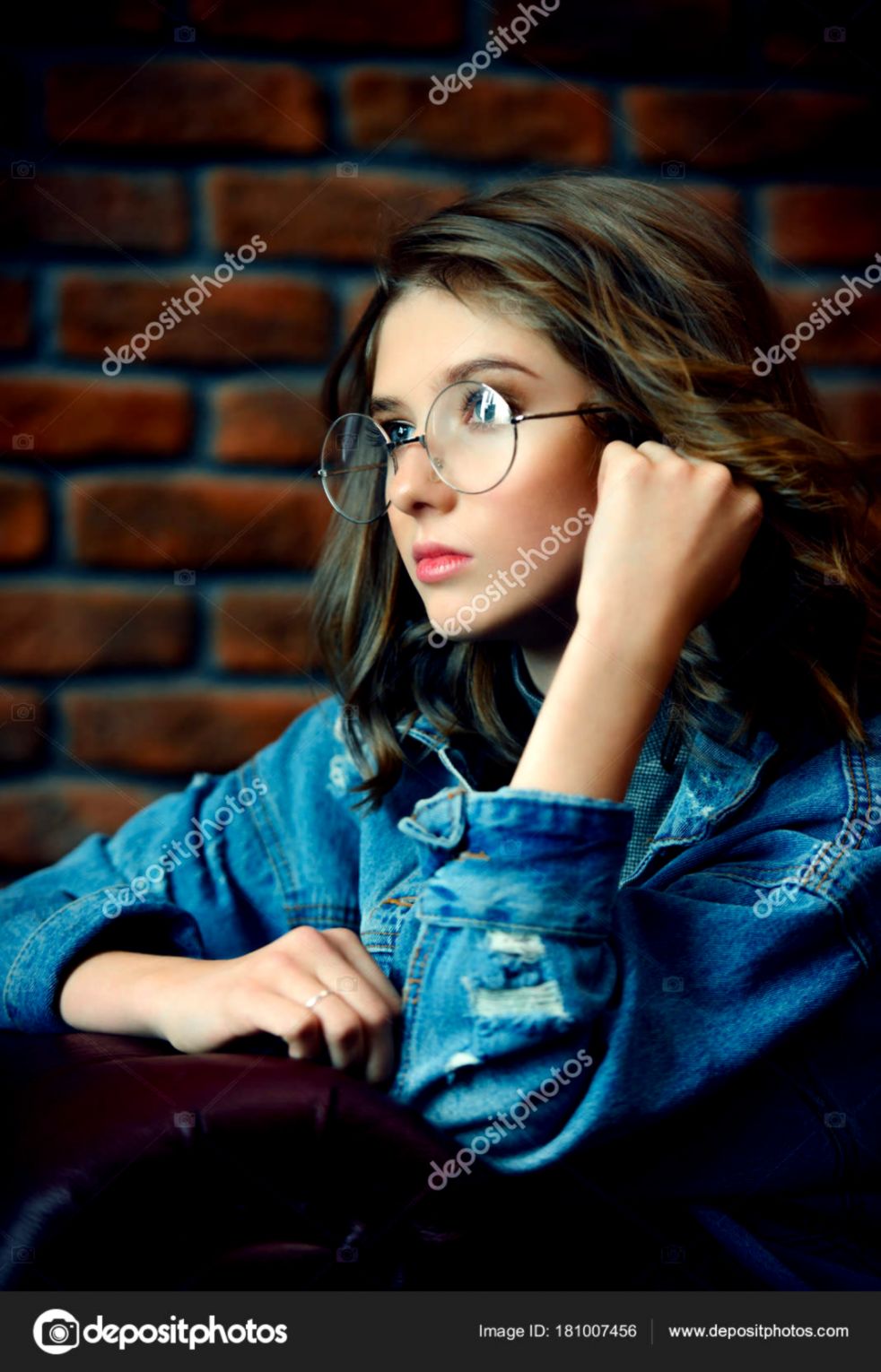 European Teen Girl Stock Photo © Prometeus - Cute Glasses For Teens Girls - HD Wallpaper 