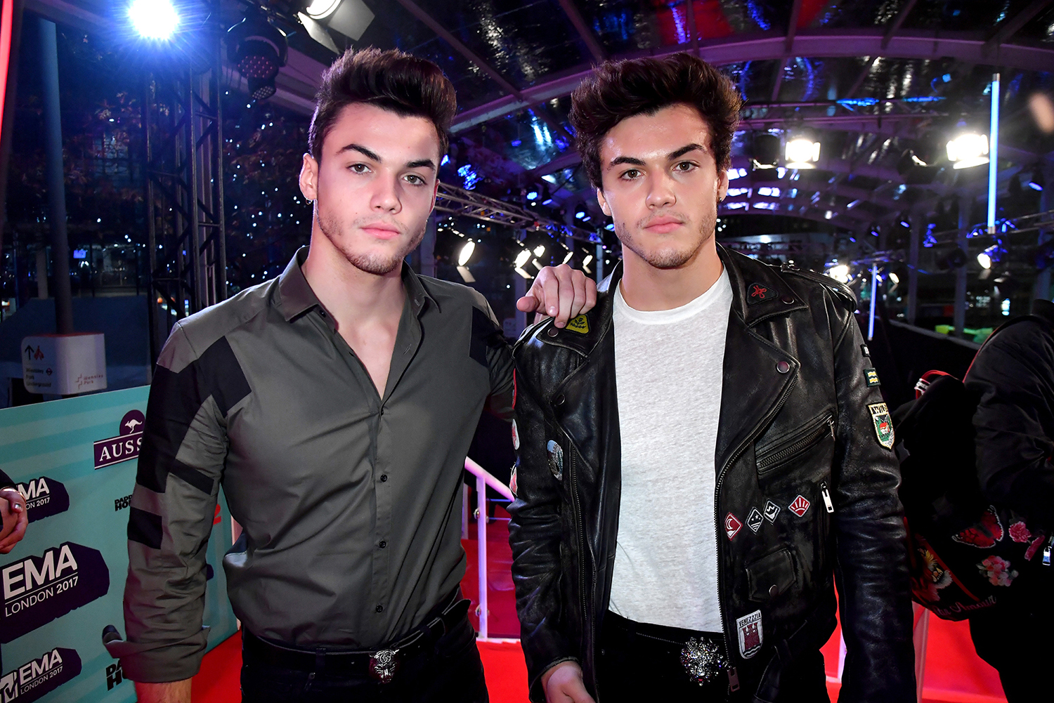 The Dolan Twins Wallpaper Ethan Grayson Dolan - Grayson And Ethan Dolan 2017 - HD Wallpaper 