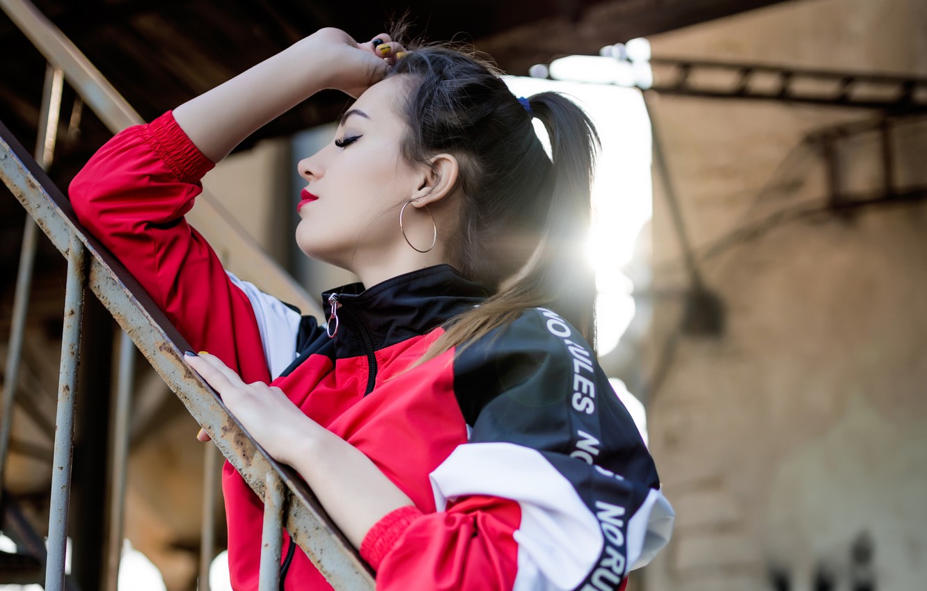 Photo Wallpaper Girl, The Sun, Rays, Beautiful Girl - Girl - HD Wallpaper 