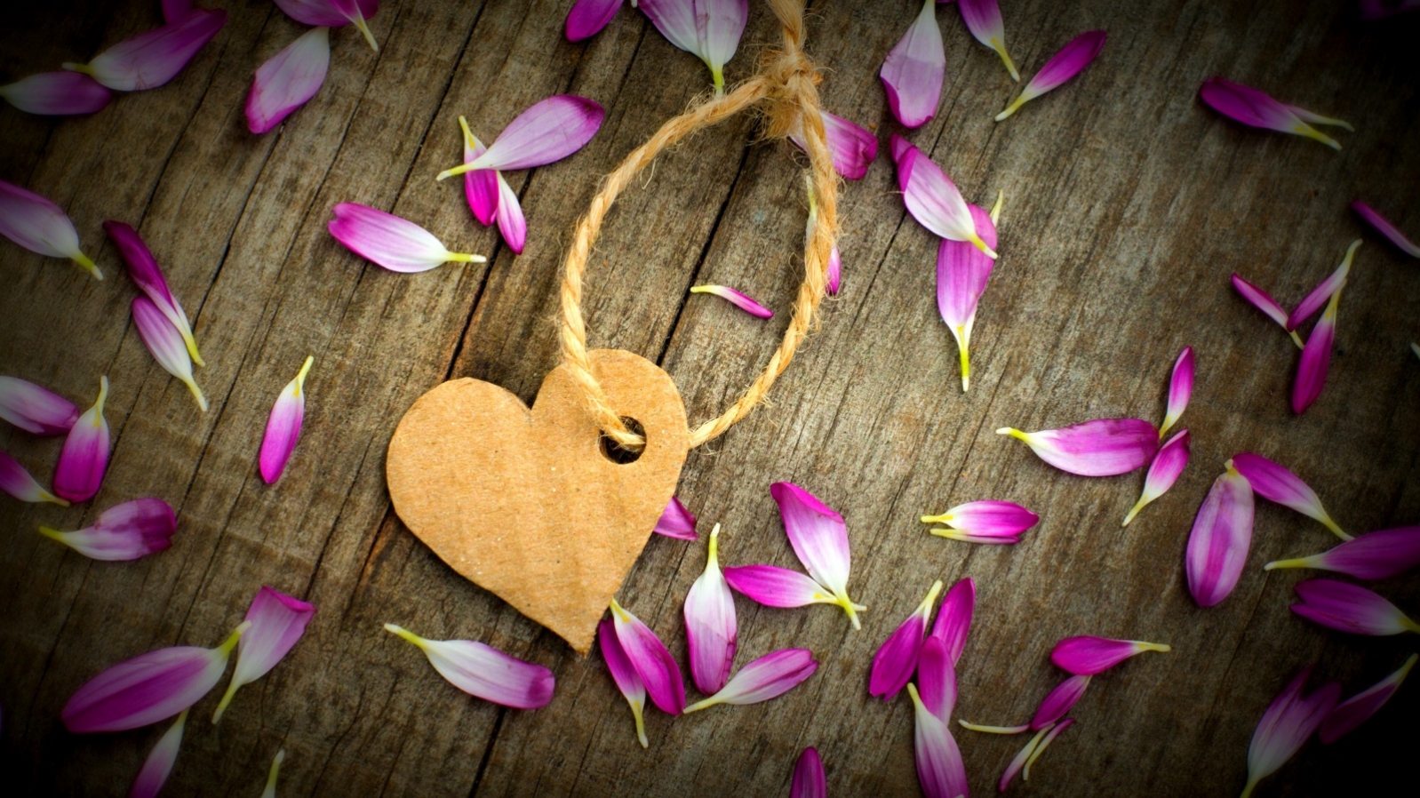Pretty Backgrounds For Facebook Cover Photo Cute Cover - Amazing Love  Images Hd - 1598x898 Wallpaper 