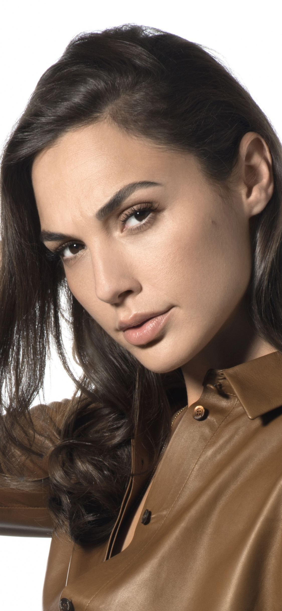 Gal Gadot Black And White Gal Gadot, Beautiful, Shining Shirt, 2018, Wallpaper - Gal Gabot Gal