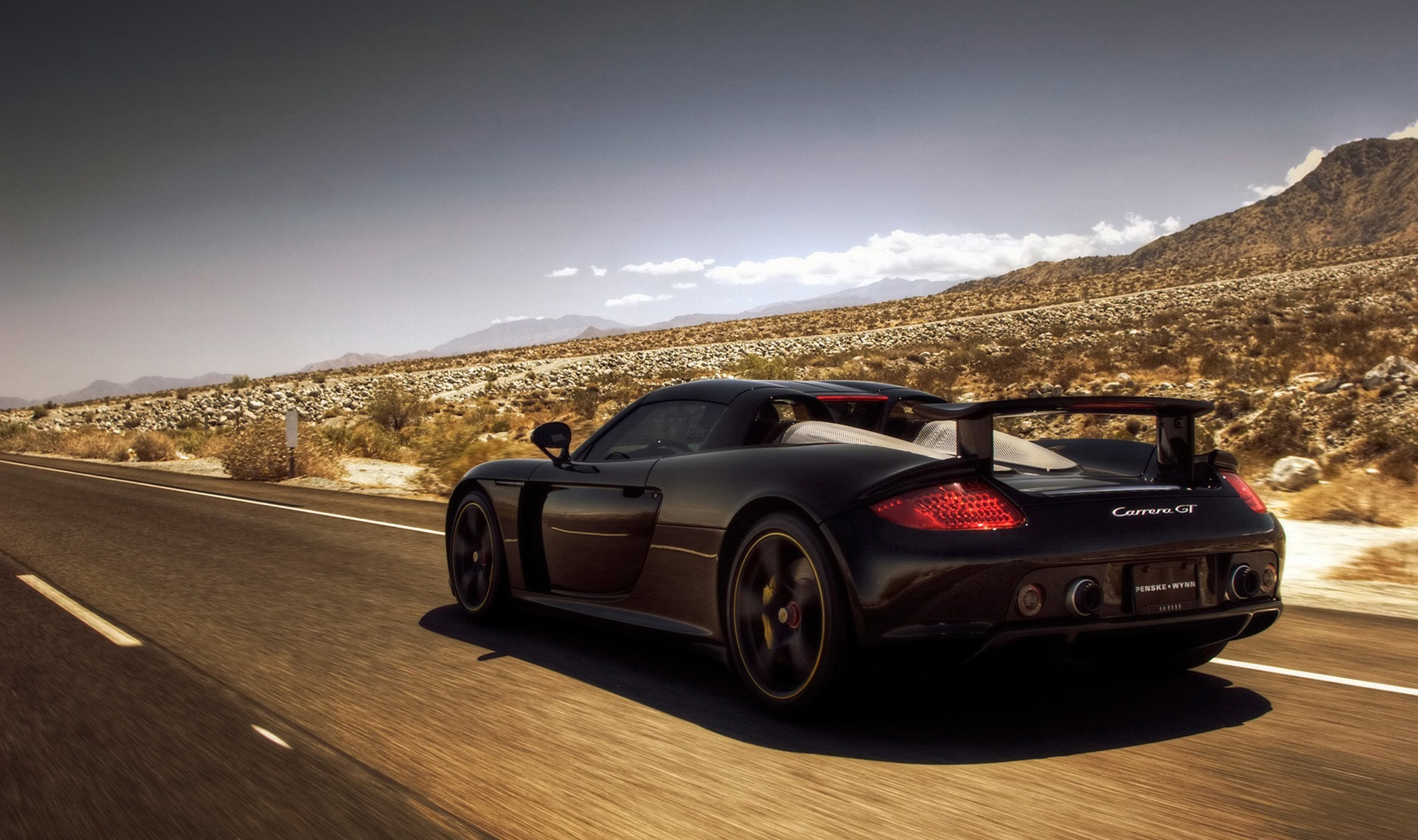 Porsche Carrera Gt Background - HD Wallpaper 