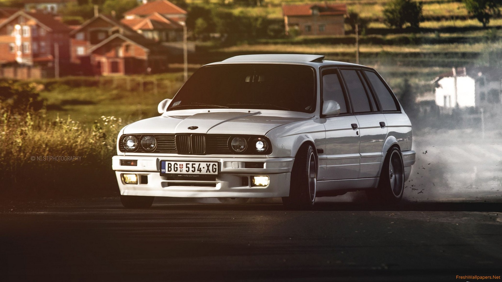 Bmw E30 Hd Iphone - HD Wallpaper 