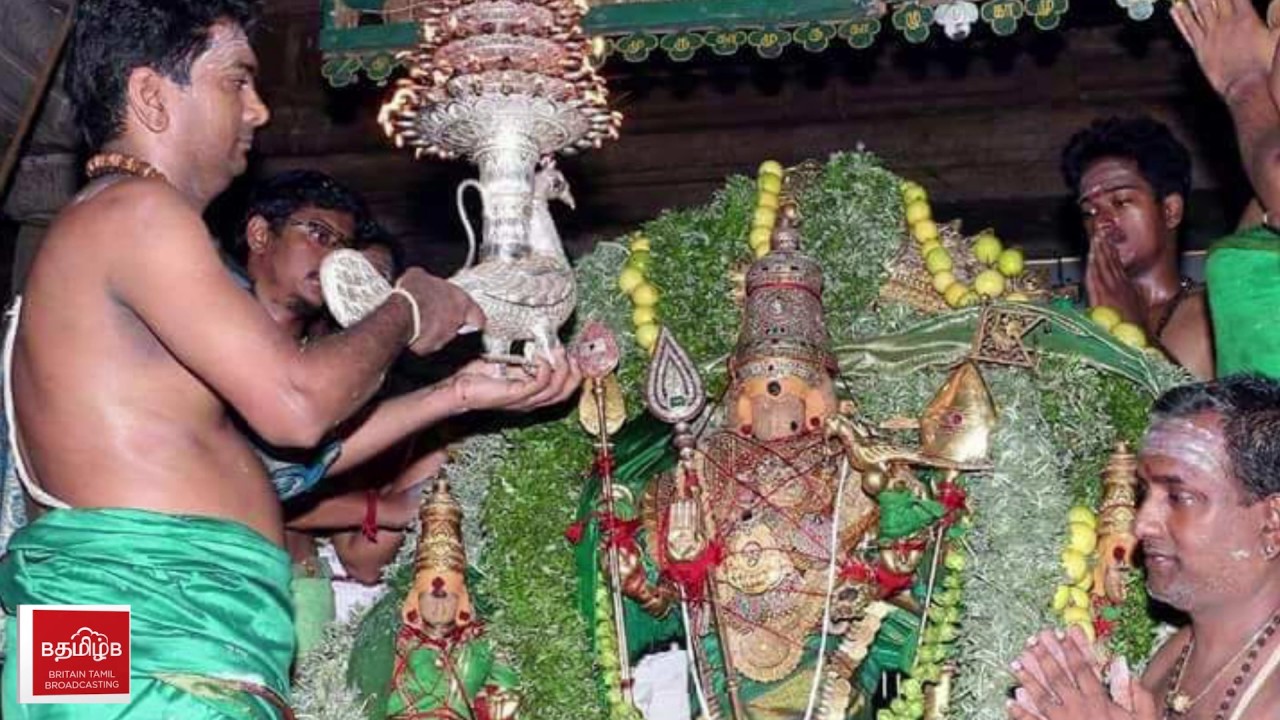 Tiruchendur Pachai Sathi 2019 - HD Wallpaper 