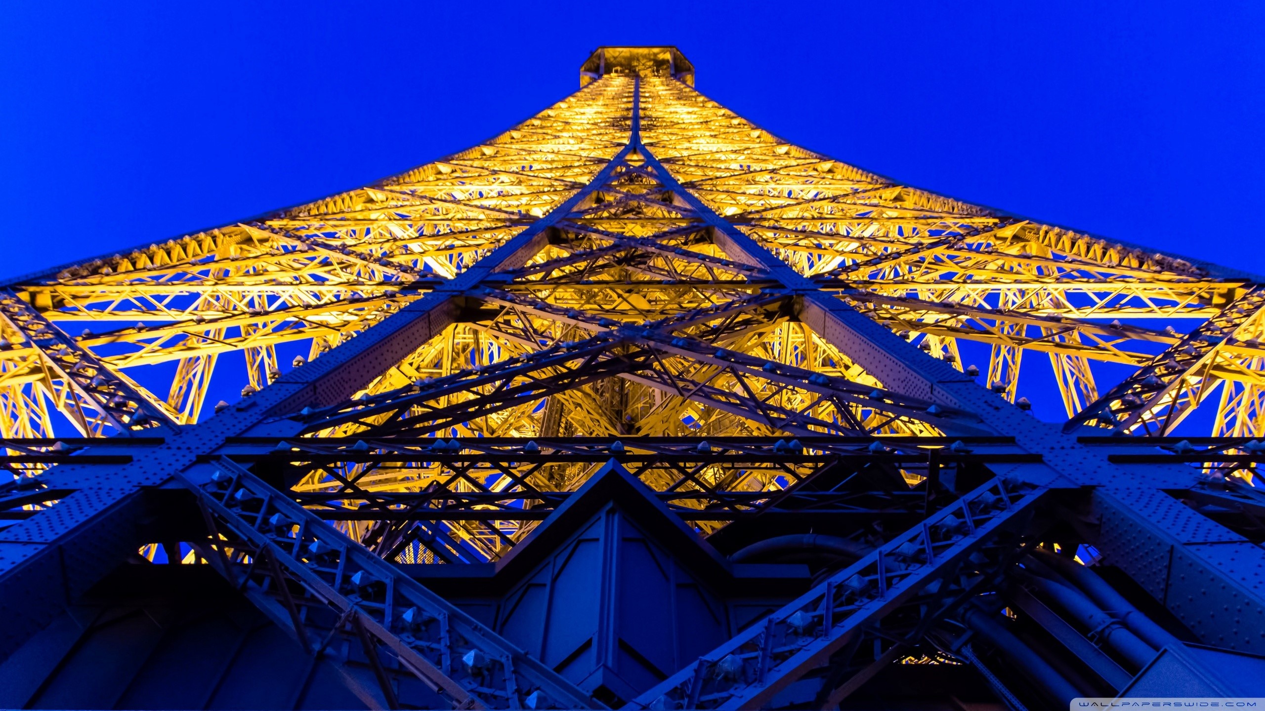 Eiffel Tower - HD Wallpaper 