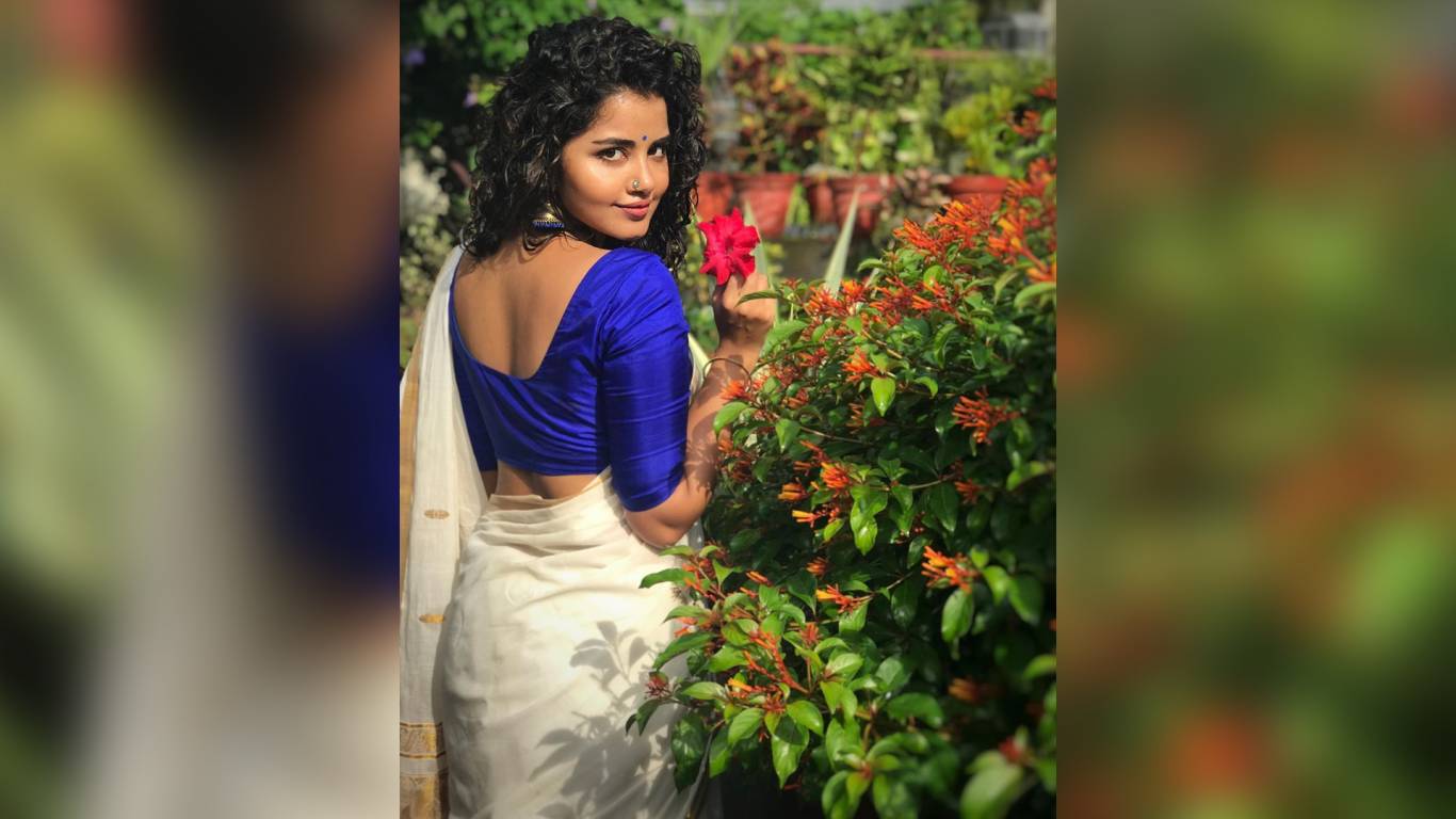 Anupama Parameswaran Wallpapers - HD Wallpaper 