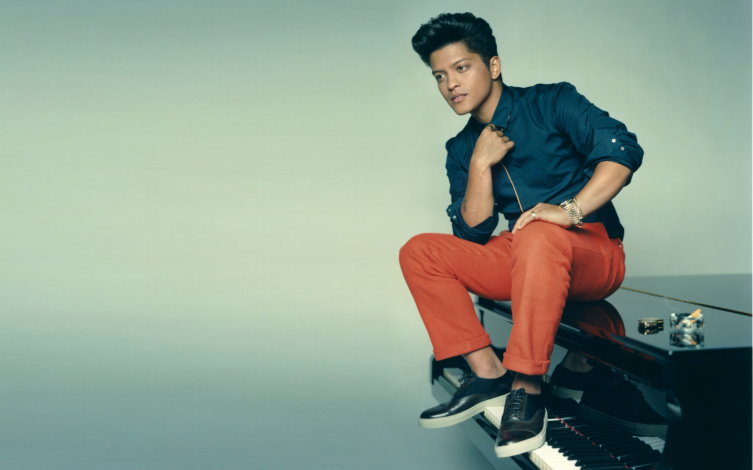Bruno Mars Wallpaper Hd - HD Wallpaper 