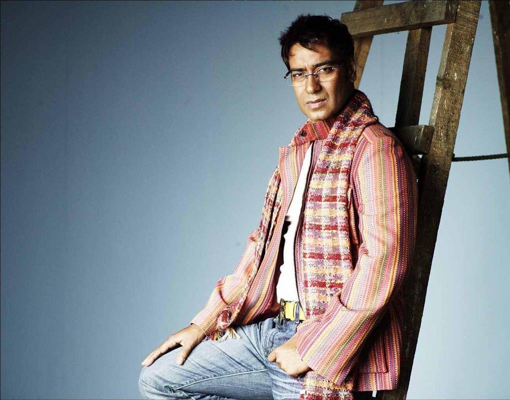 Actor Ajay Devgan Old - HD Wallpaper 