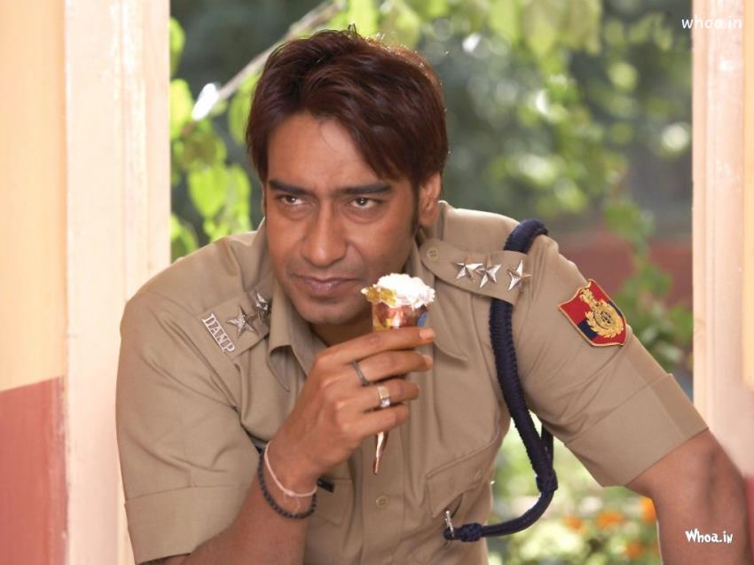 Ajay Devgan In Police Uniform Hd Wallpaper - Ajay Devgan - HD Wallpaper 