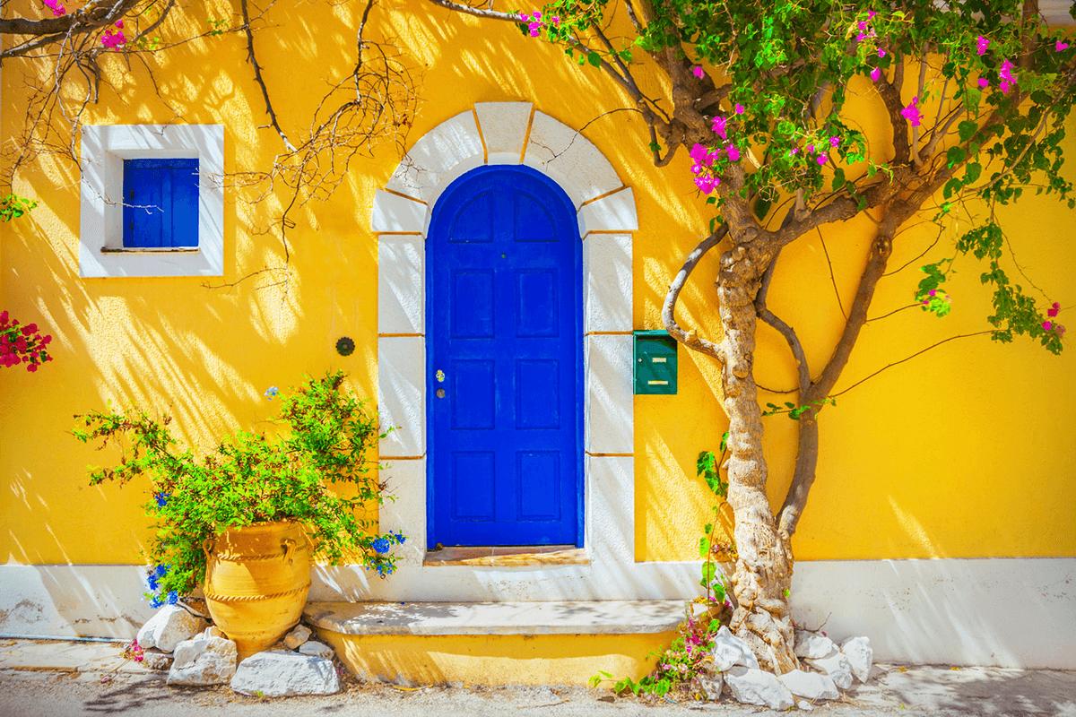 Mustard Yellow House With Blue Door - Mustard Yellow House Exterior - HD Wallpaper 