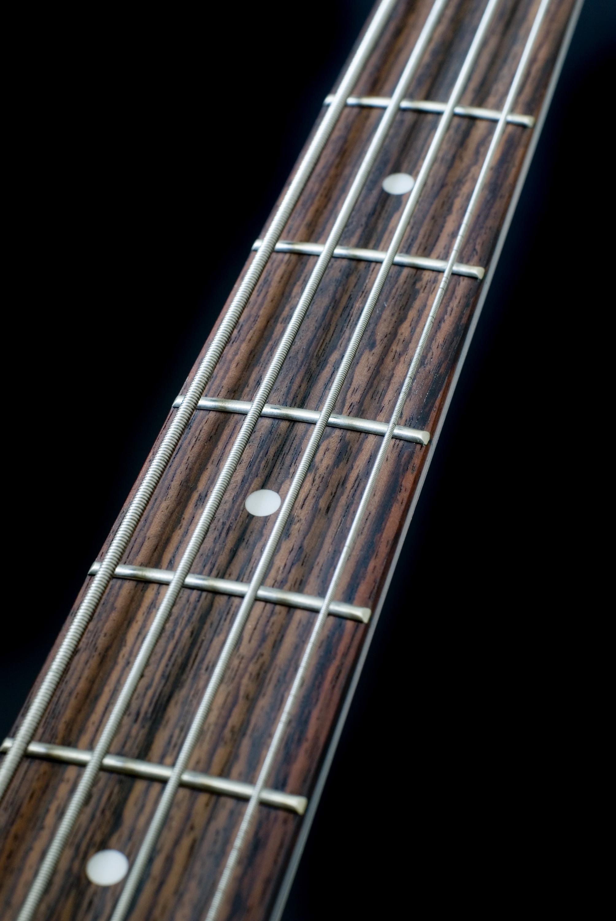 Bass Guitar Wallpaper - Bass Guitar Neck Background - HD Wallpaper 