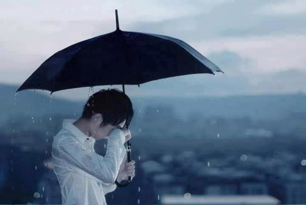 Sad Boy Alone In Rain - HD Wallpaper 
