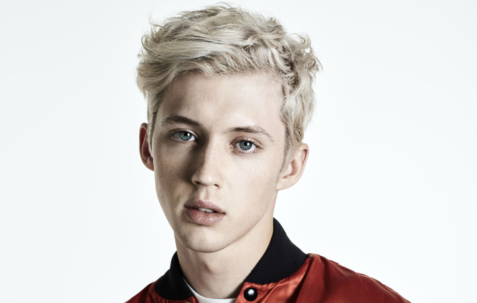 Troye Sivan - HD Wallpaper 