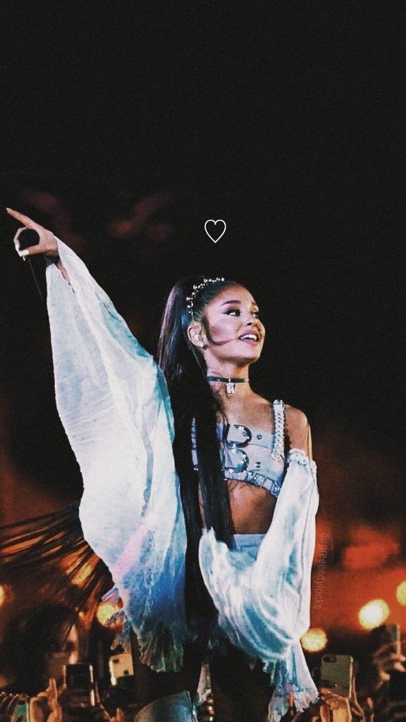 Concert, White, And Sweetener Image - Ariana Grande Coachella 2019 - HD Wallpaper 