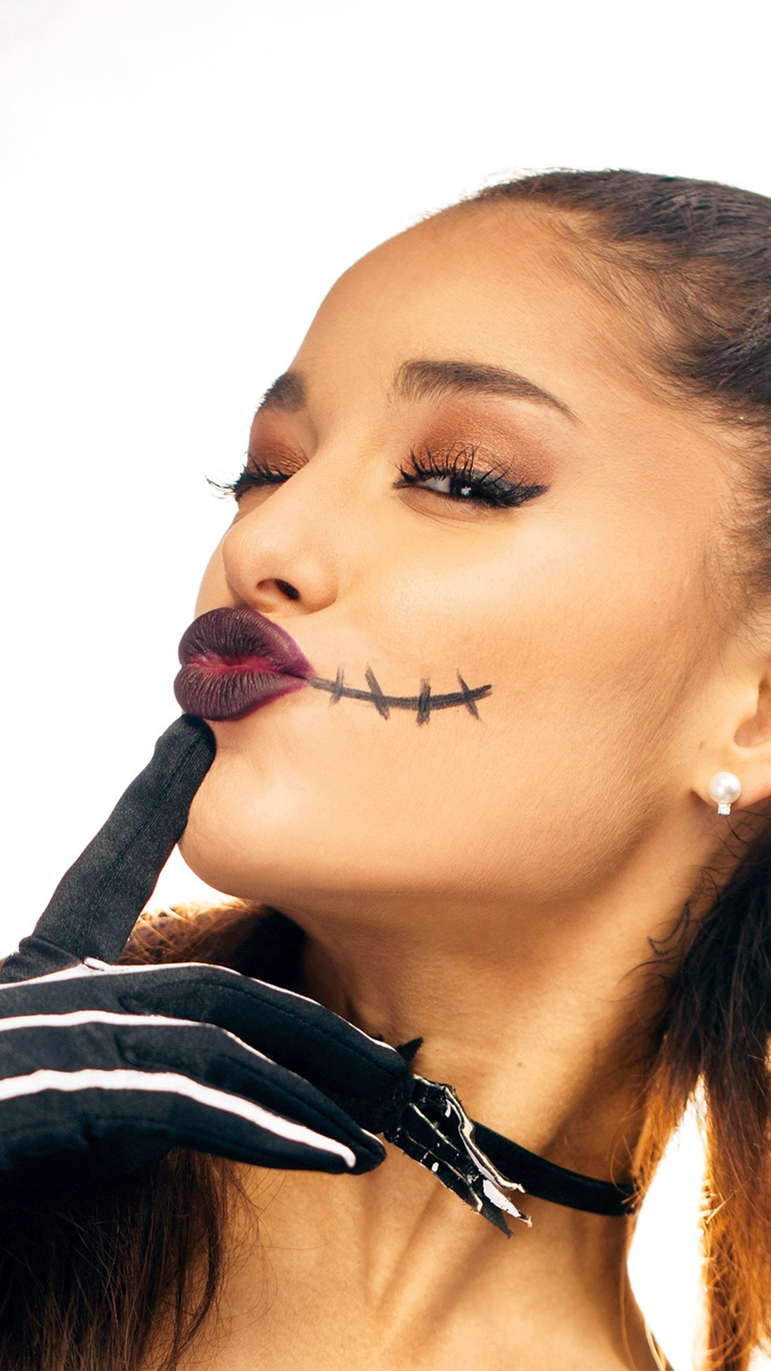 Ariana Grande Halloween Makeup - HD Wallpaper 