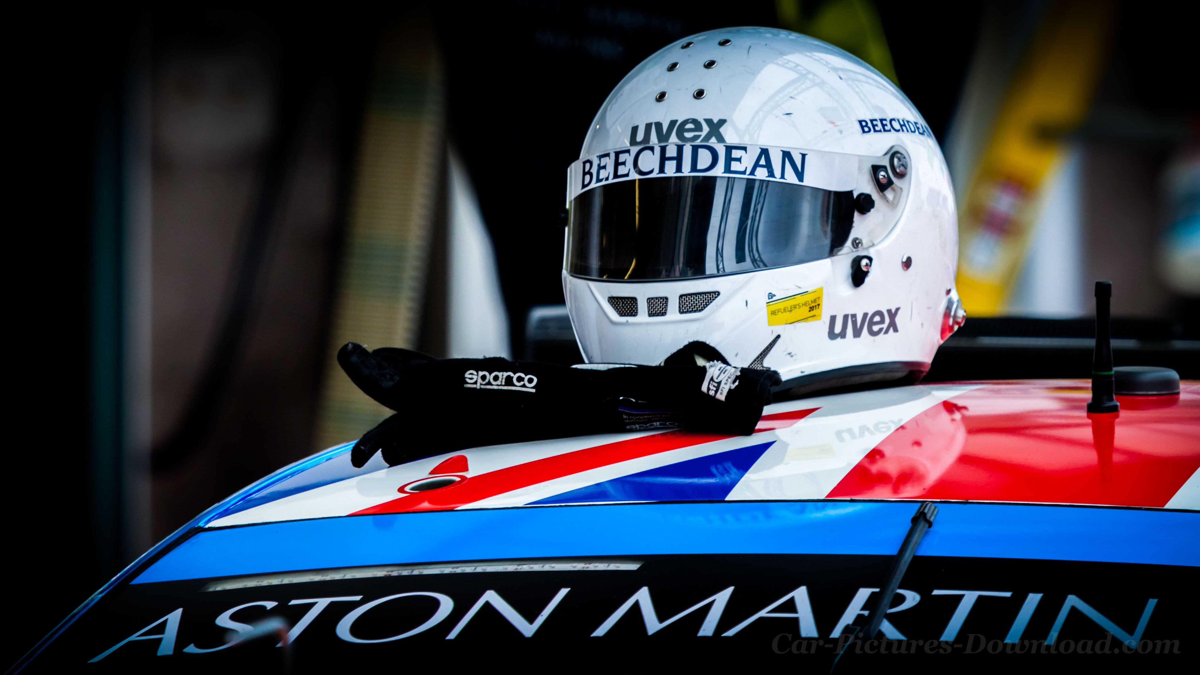 Motorcycle Helmet - HD Wallpaper 