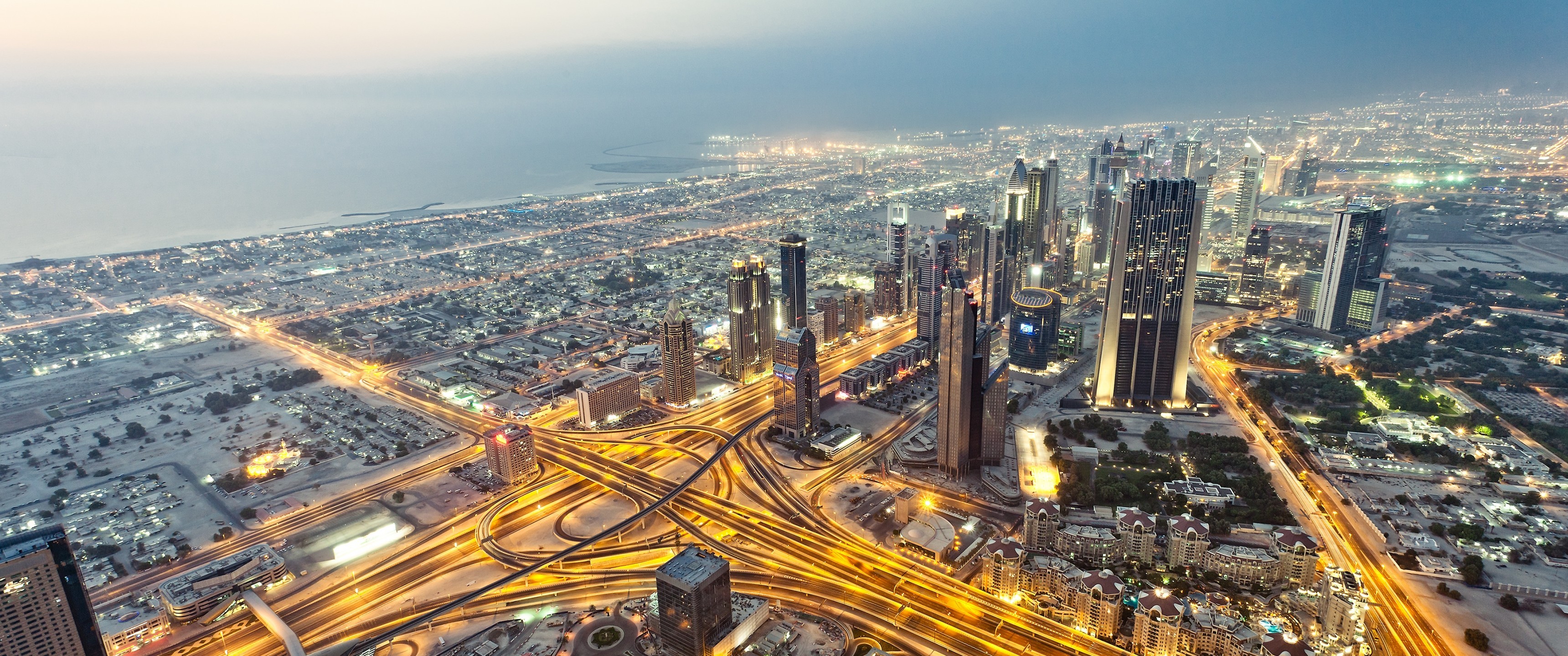 Dubai, Cityscape, Skyscrapers, Lights, Scenic, Skyline - Burj Khalifa - HD Wallpaper 
