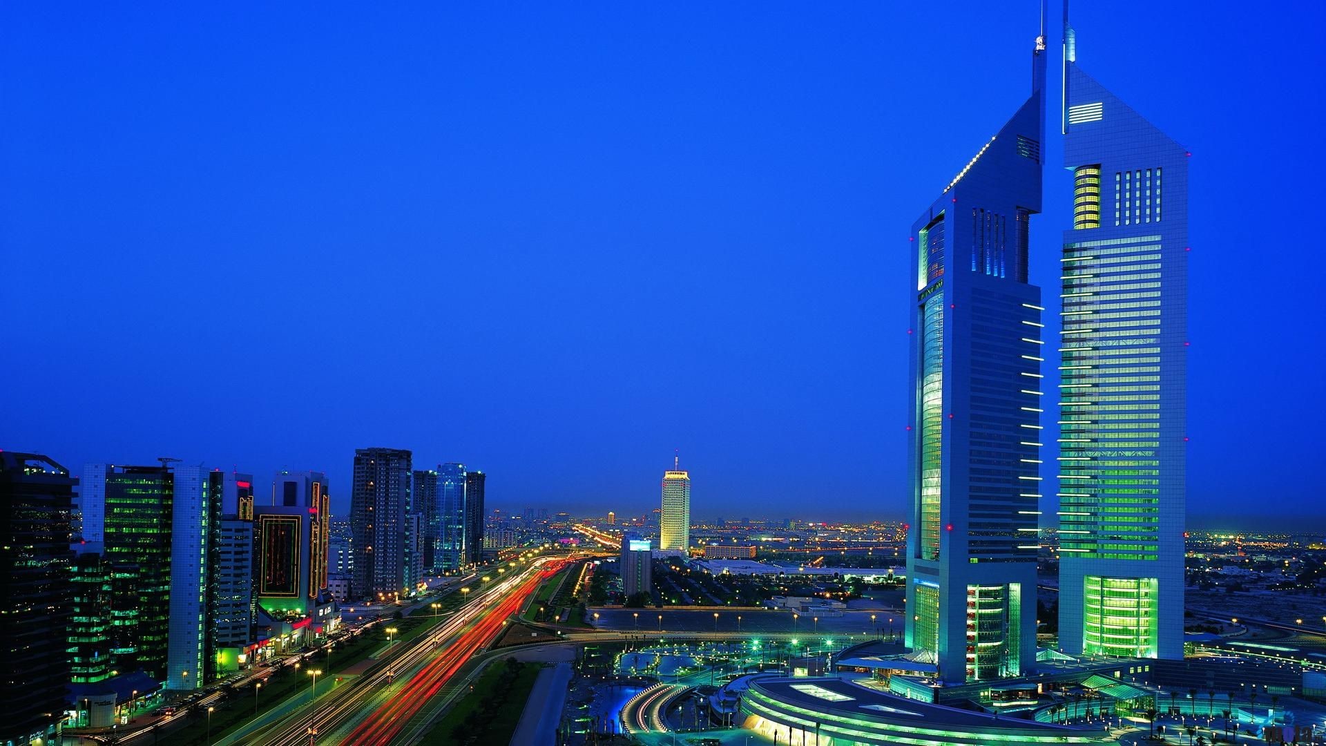 Awesome Cool Dubai Pics Cool Dubai Wallpapers 
 Data-src - Jumeirah Emirates Towers Hotel In Dubai - HD Wallpaper 