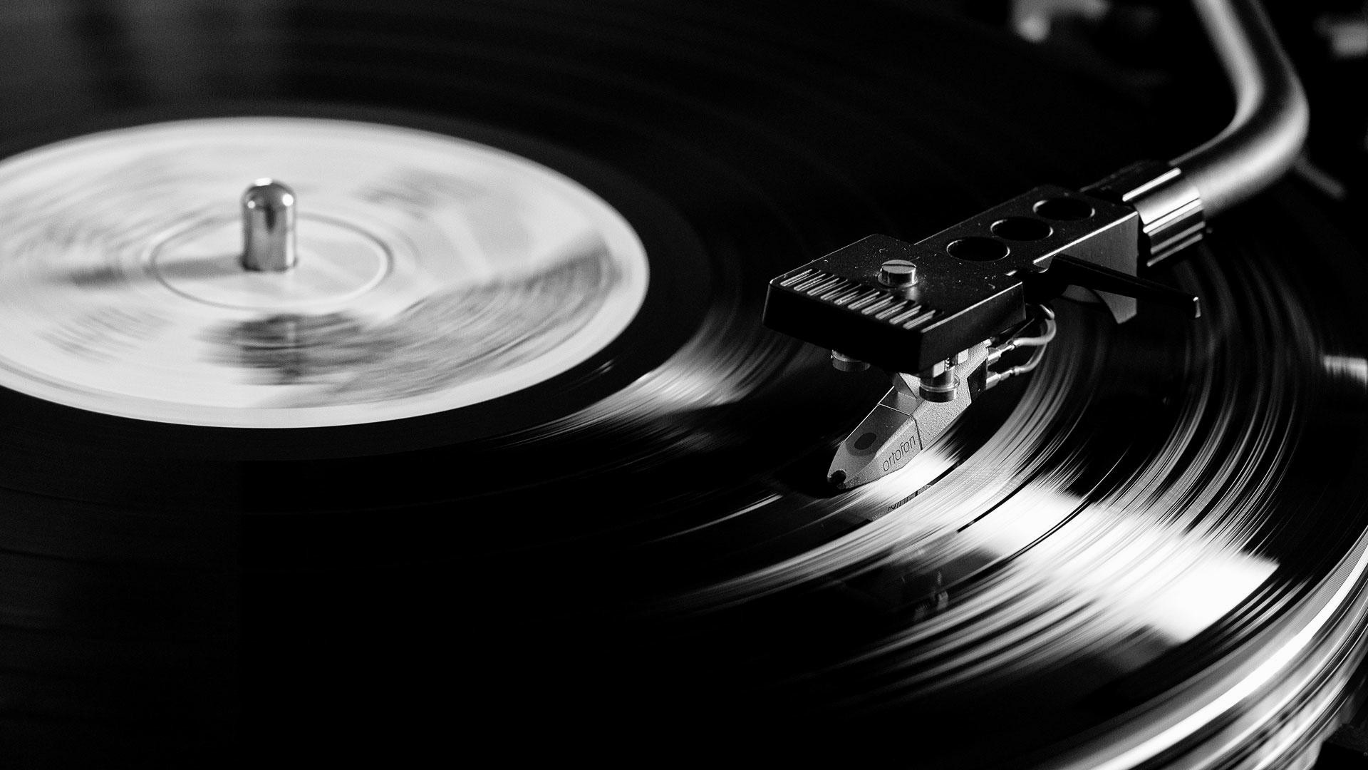 New Vinyl Wallpaper 
 Src New Vinyl Wallpaper 
 Data - Vinyl Wallpaper Black And White - HD Wallpaper 