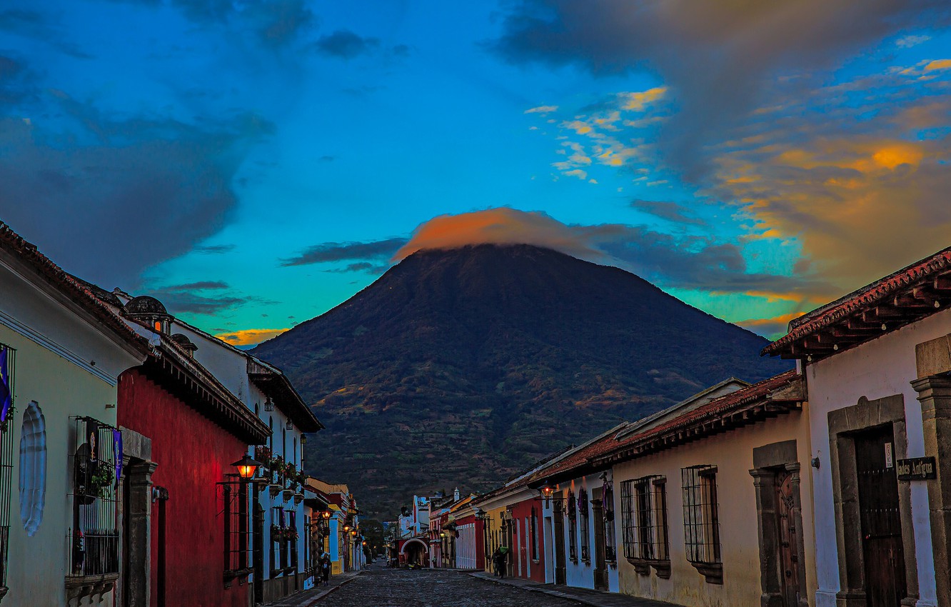 Photo Wallpaper Street, Mountain, Home, The Volcano, - Mount Scenery - HD Wallpaper 