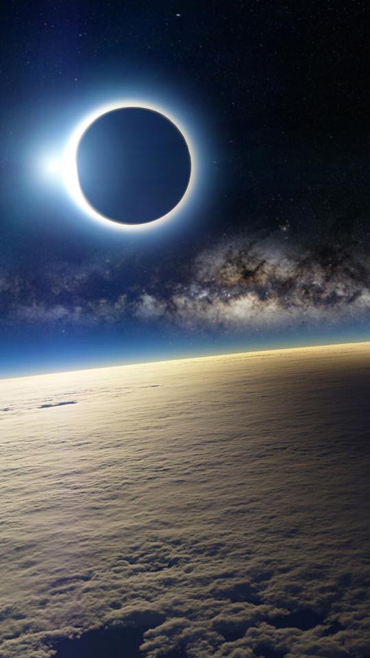 Solar Eclipse From Galaxy - HD Wallpaper 