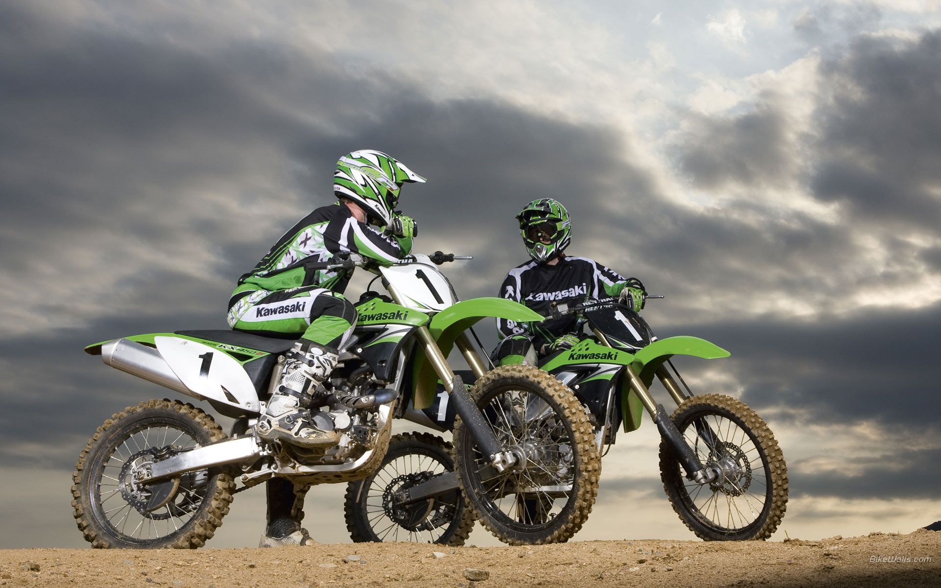 Motocross Wallpapers Wallpaper - Tracker Bike Wallpaper Hd - HD Wallpaper 