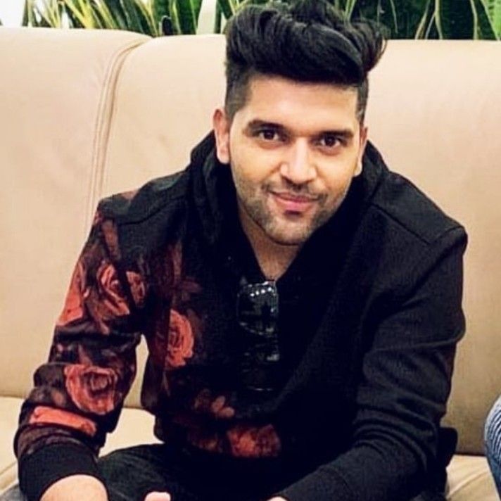 Guru Randhawa Photos Hd - 712x712 Wallpaper Guru Randhawa Photos Hd - 712x712 Wallpaper
